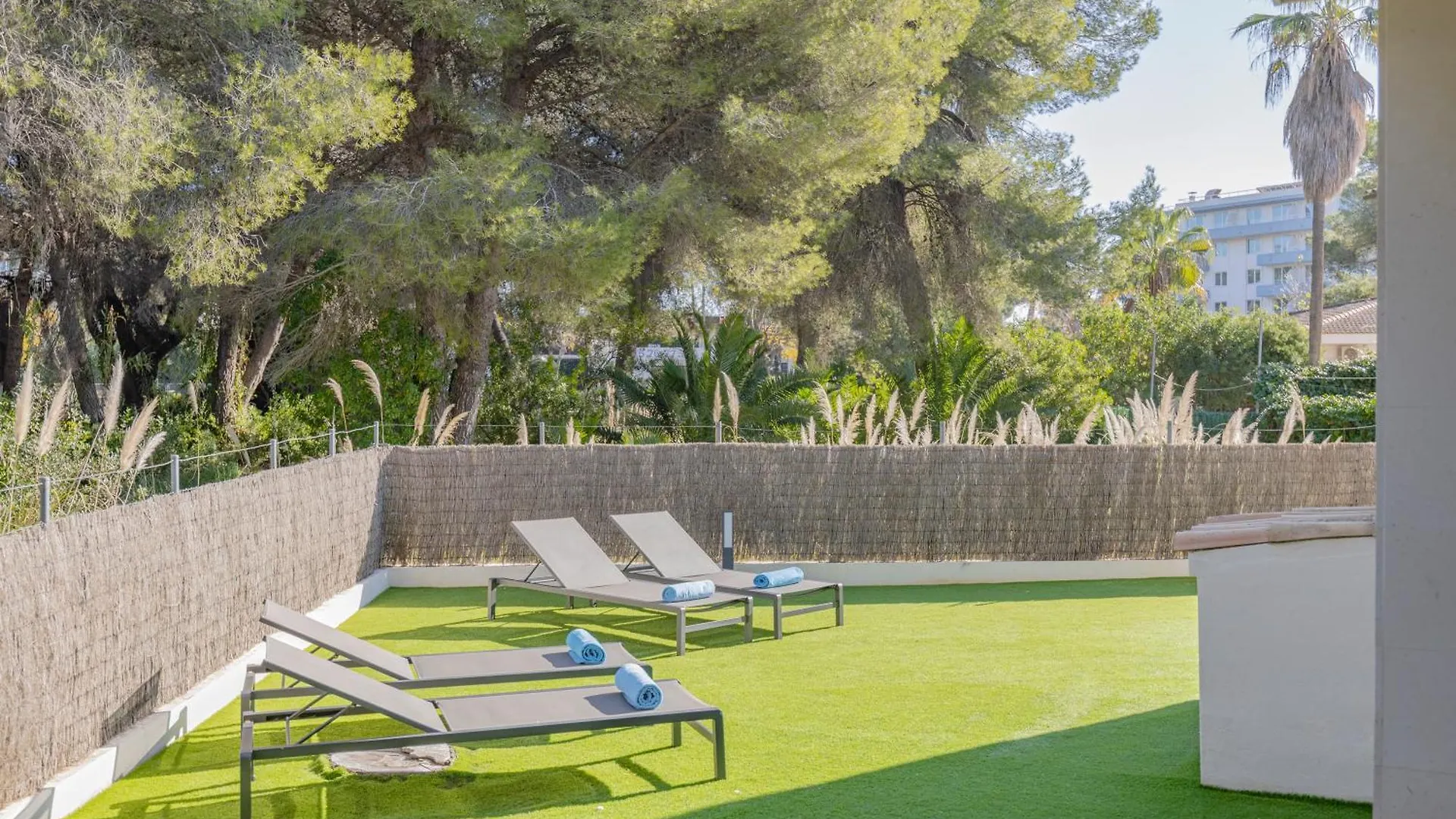 Villa Pam Beach House Playa De Muro - 200M To Beach With Hot Tub 阿尔库迪亚