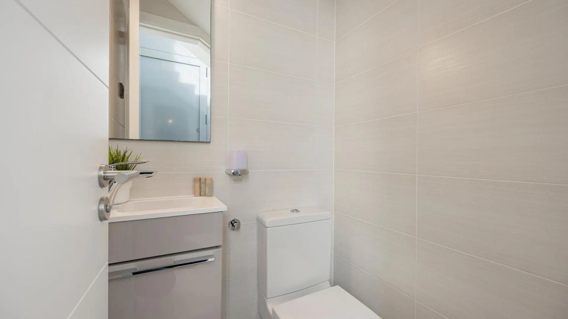 Villa Pam Beach House Playa De Muro - 200M To Beach With Hot Tub 阿尔库迪亚