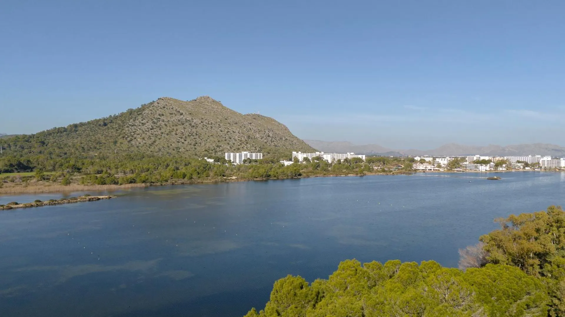 Villa Pam Beach House Playa De Muro - 200M To Beach With Hot Tub Alcudia  Spanien