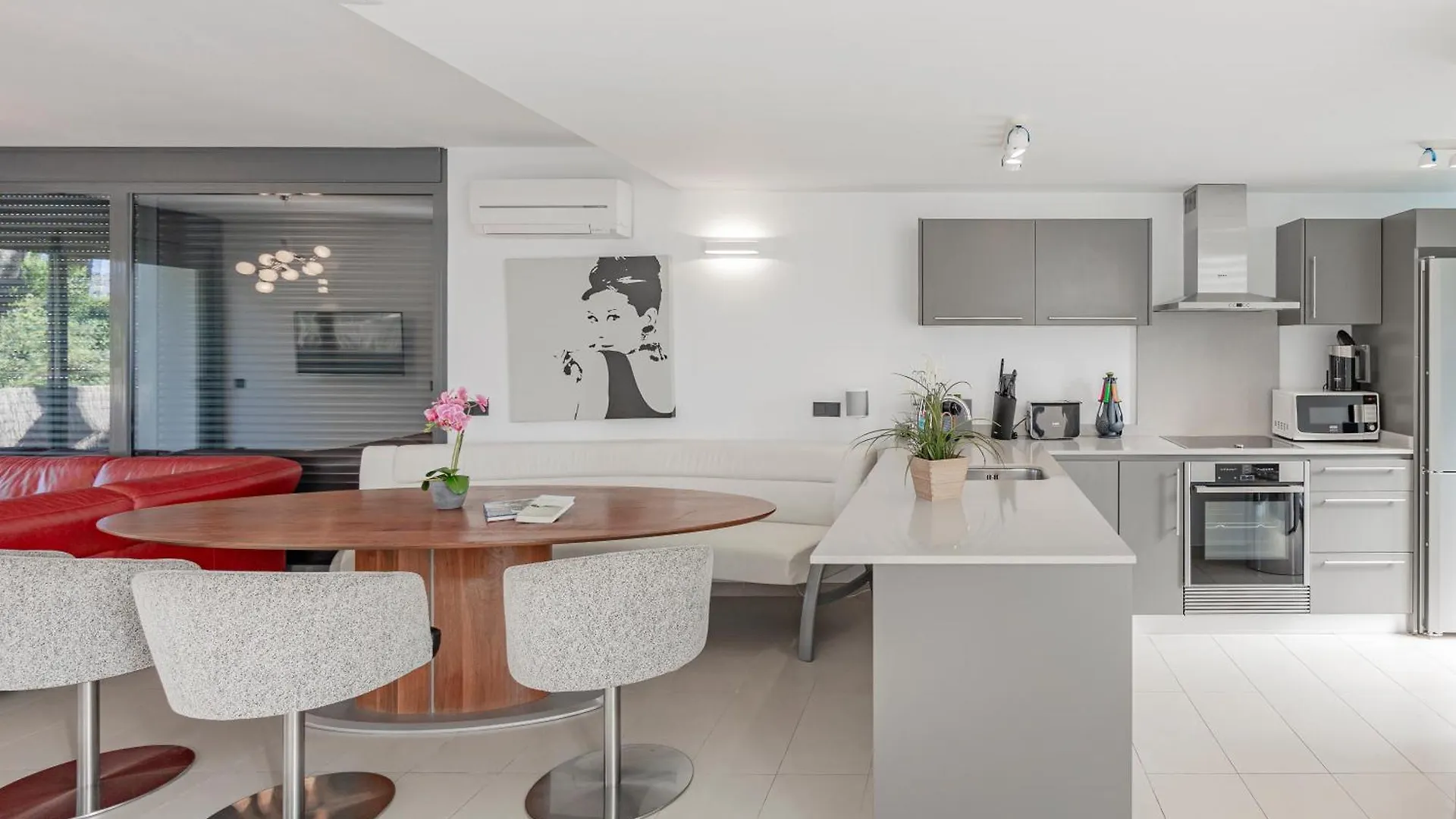 Villa Pam Beach House Playa De Muro - 200M To Beach With Hot Tub Alcudia  0*, Alcudia (Mallorca)