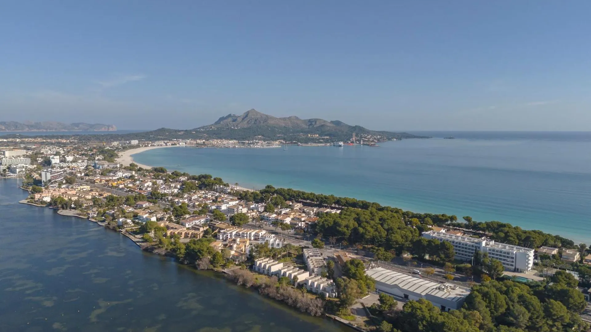 Villa Pam Beach House Playa De Muro - 200M To Beach With Hot Tub 阿尔库迪亚